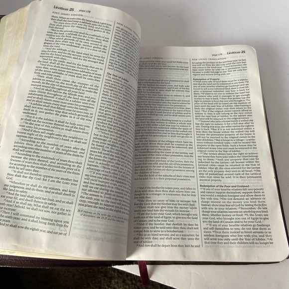 Holy Bible Parallel Edition King James Version 1997 with Jessie Copeland - Picture 6 of 10